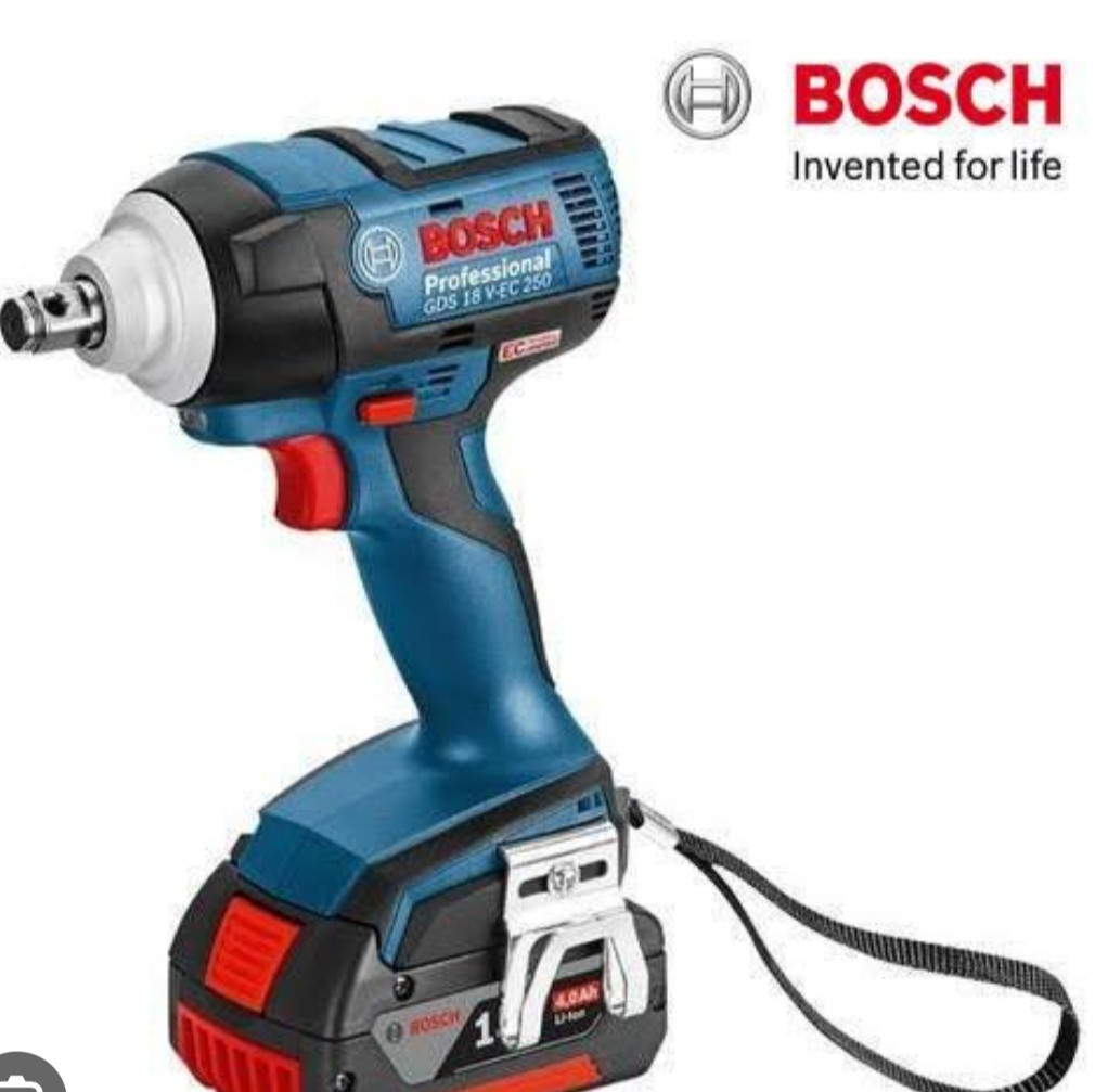 Bosch impact Wrench GDS 18 V-EC 250 Professional (2*4 Ah Li-ion Battery, 1 charger, Carry Case)