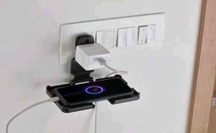 Mobile charging holder