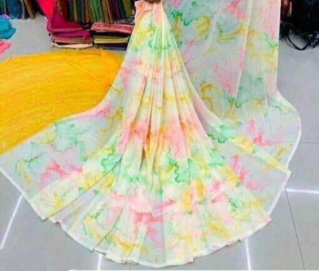 LIght Beautiful Silk Saree With Blouse Piece