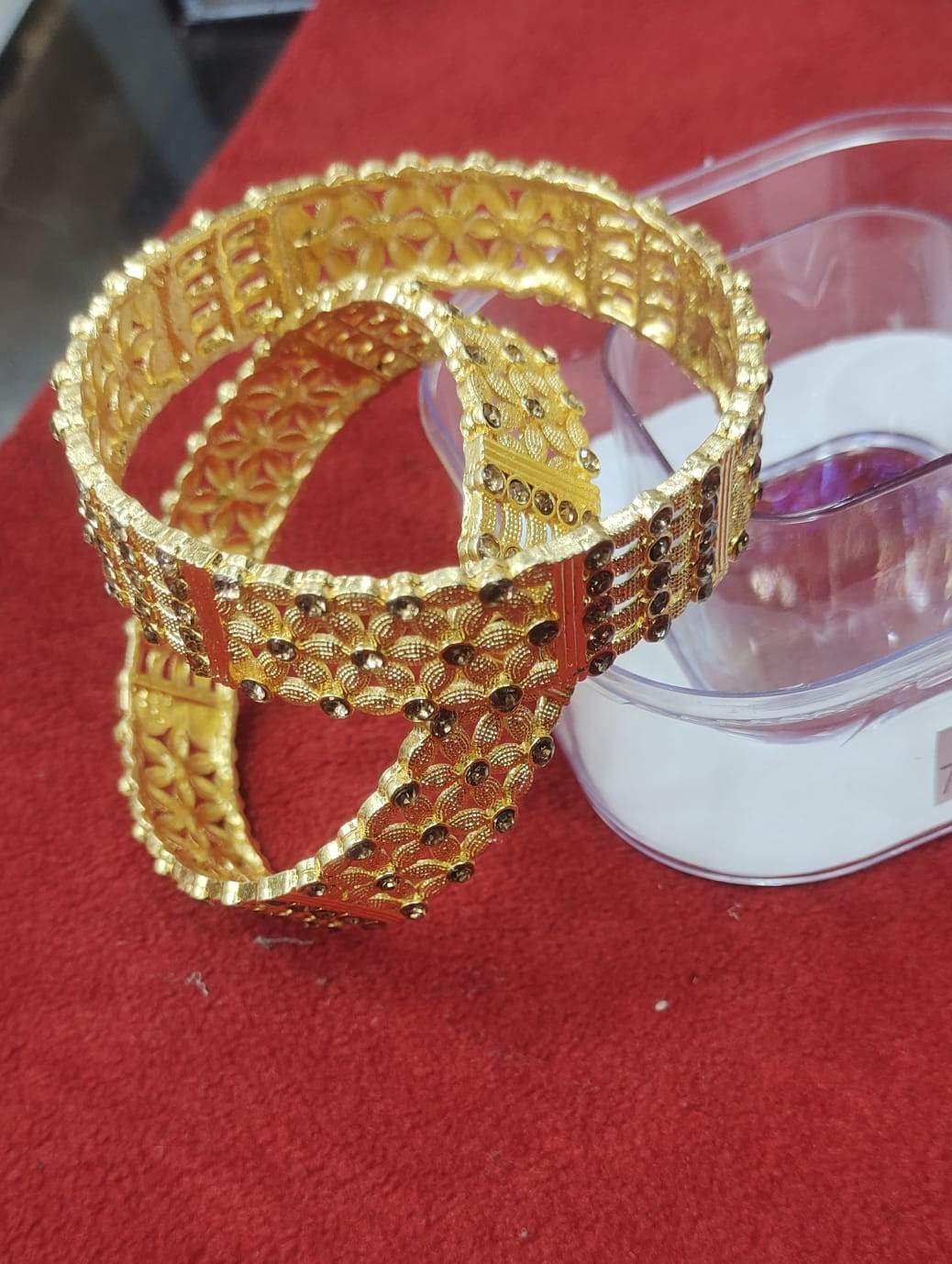 Latest Gold Plated Set of 2 Stylish Traditional Bangle for Women