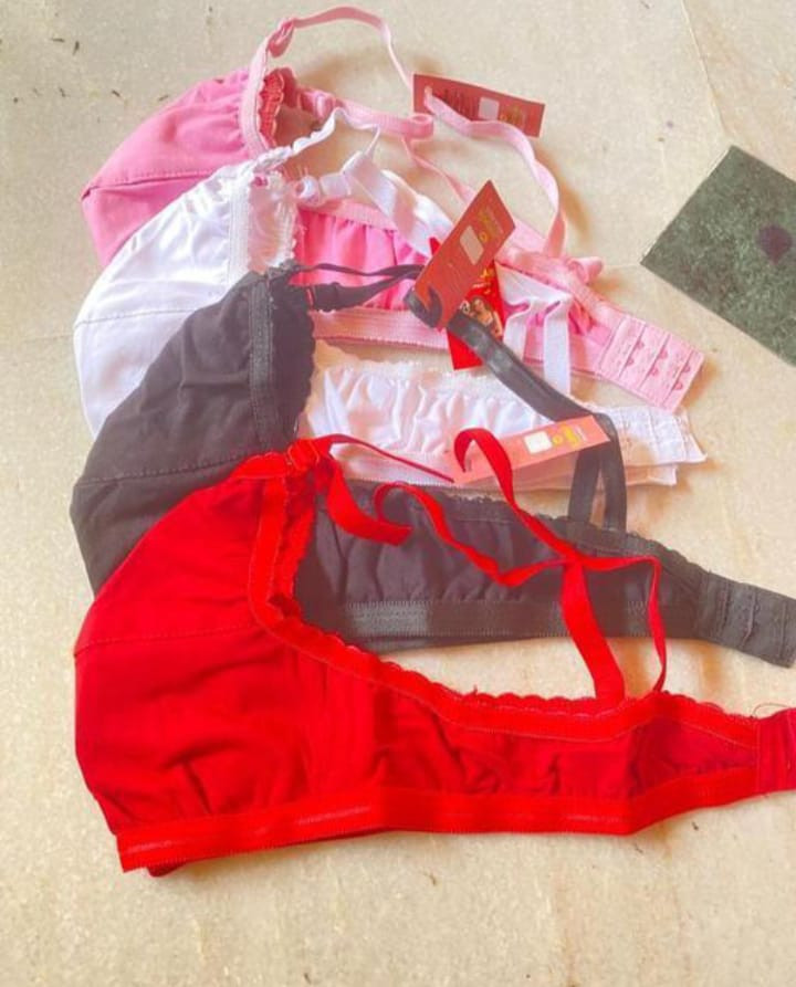 Women's Cotton Non-Padded Wire Free Regular Broad Strap Bra