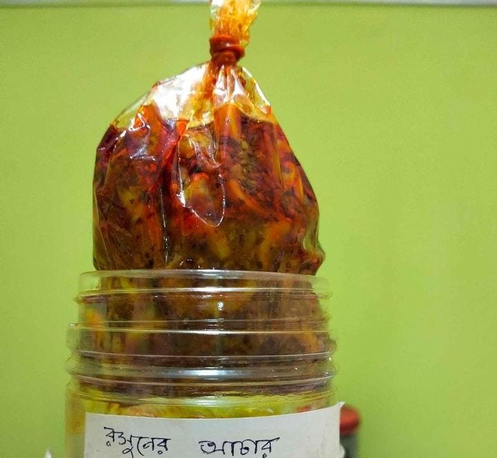 Tasty Garlic Pickle (100gm)